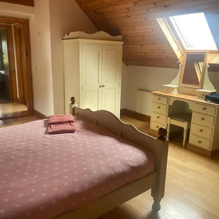 Katy Kellys Countryside Self Catering * 罗斯康芒